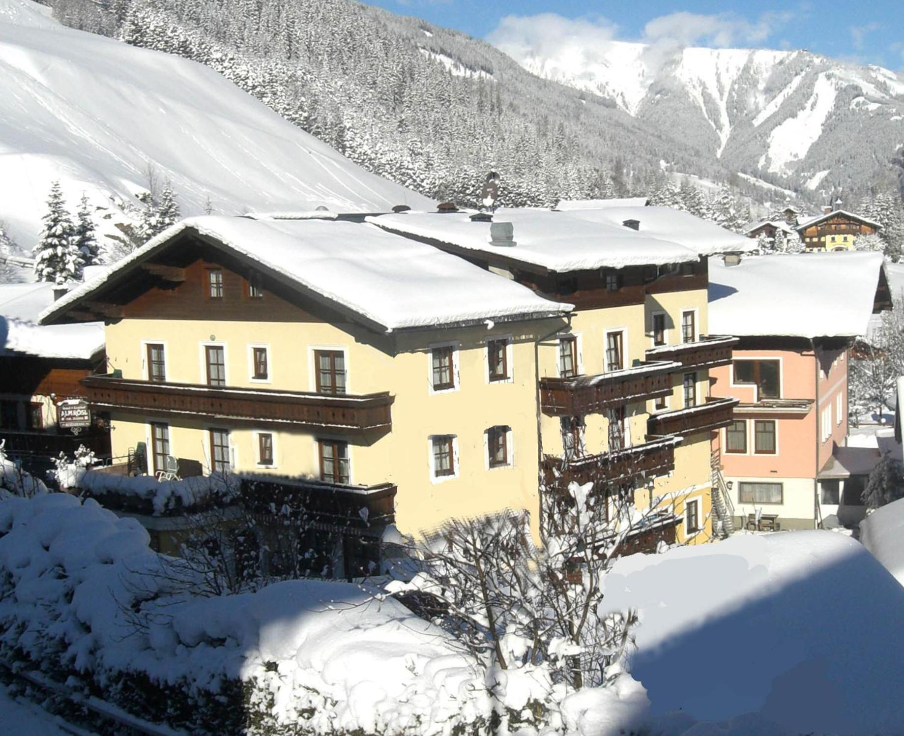 Landhotel Almroesl Im Grossarltal Hüttschlag Eksteriør bilde